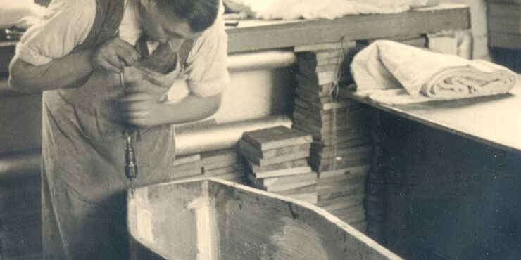 coffins-1930s-photo